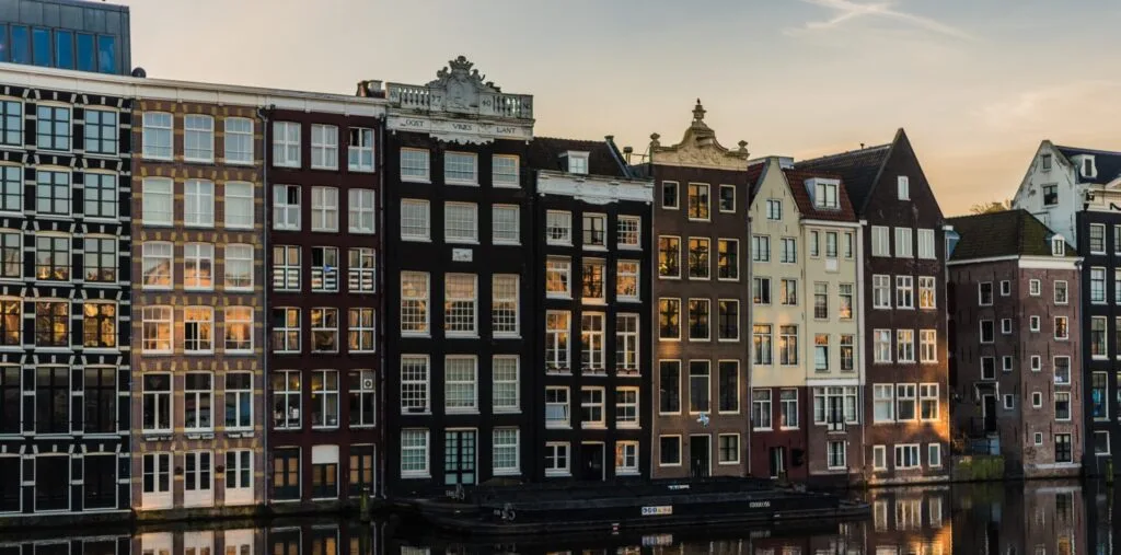 city game Amsterdam