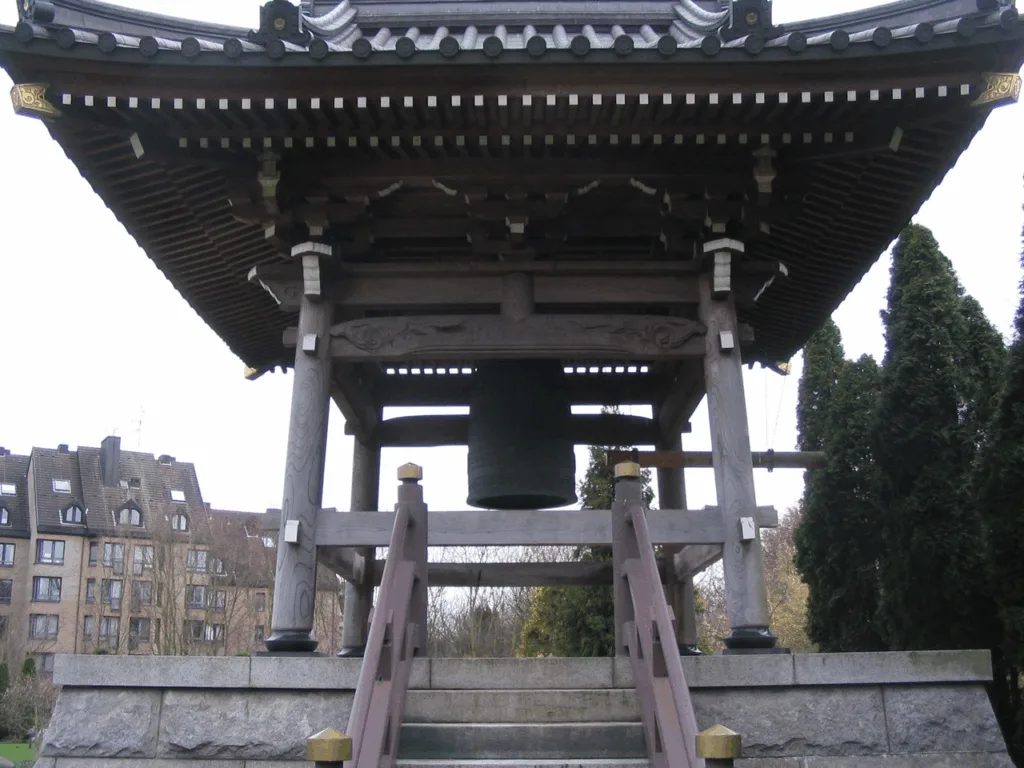 City Game Dusseldorf EKŌ-Haus