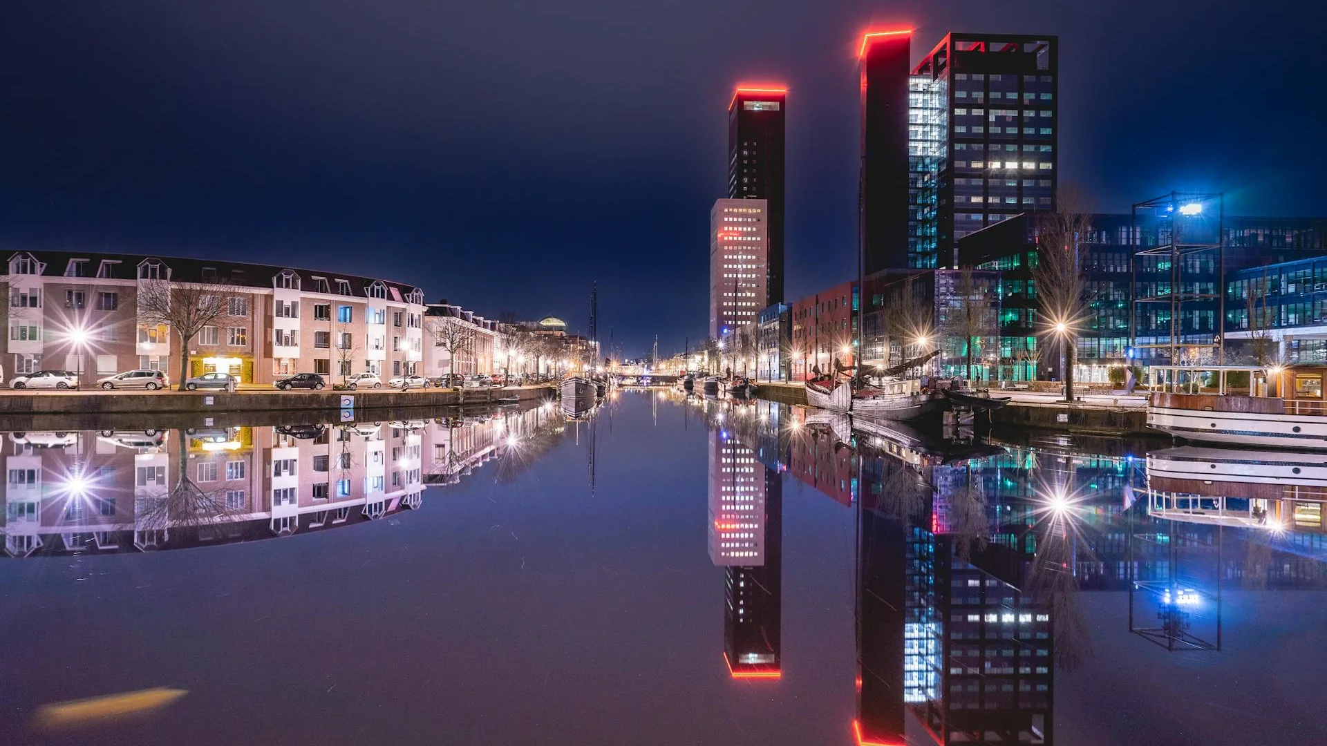 City Game Leeuwarden at night