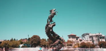 City Game Vigo Man Riding on horse statue