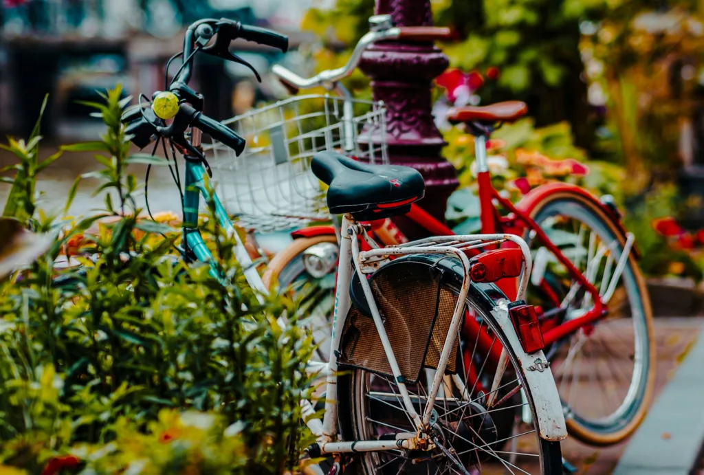 citygame hellevoetsluis red bicycle