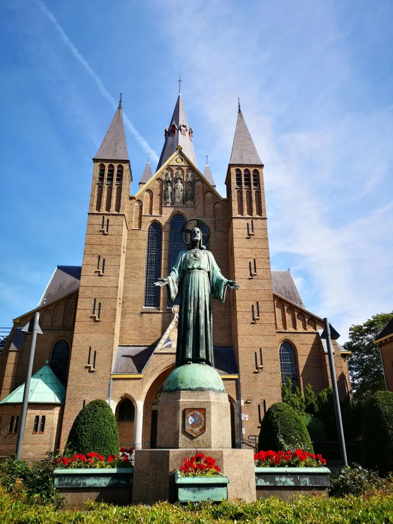 citygame breda church statue