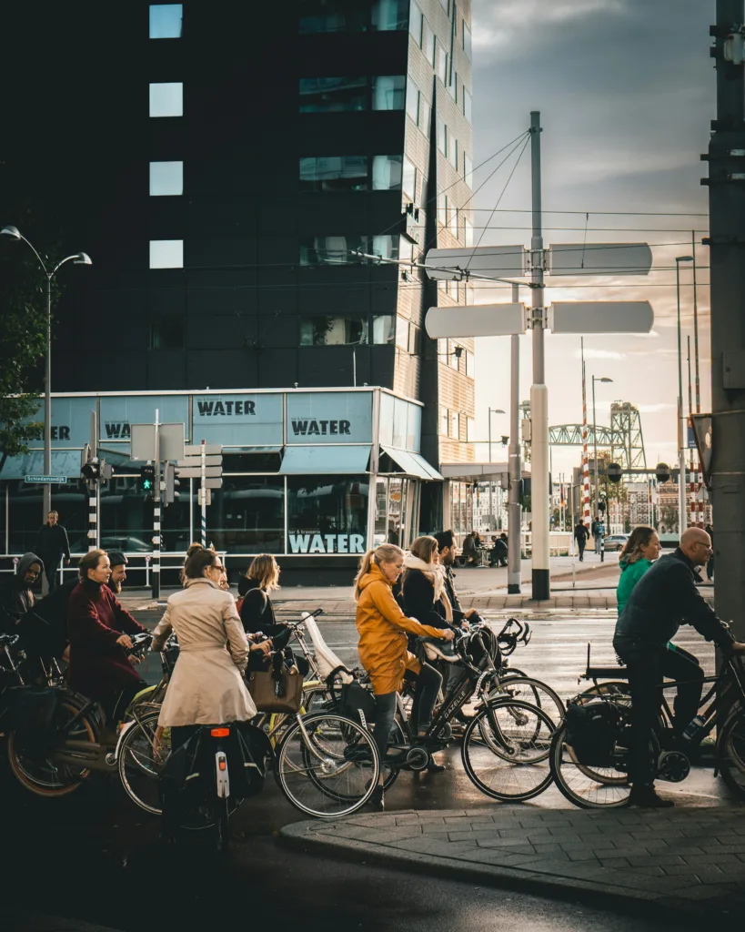 City Game Rotterdam Busy street