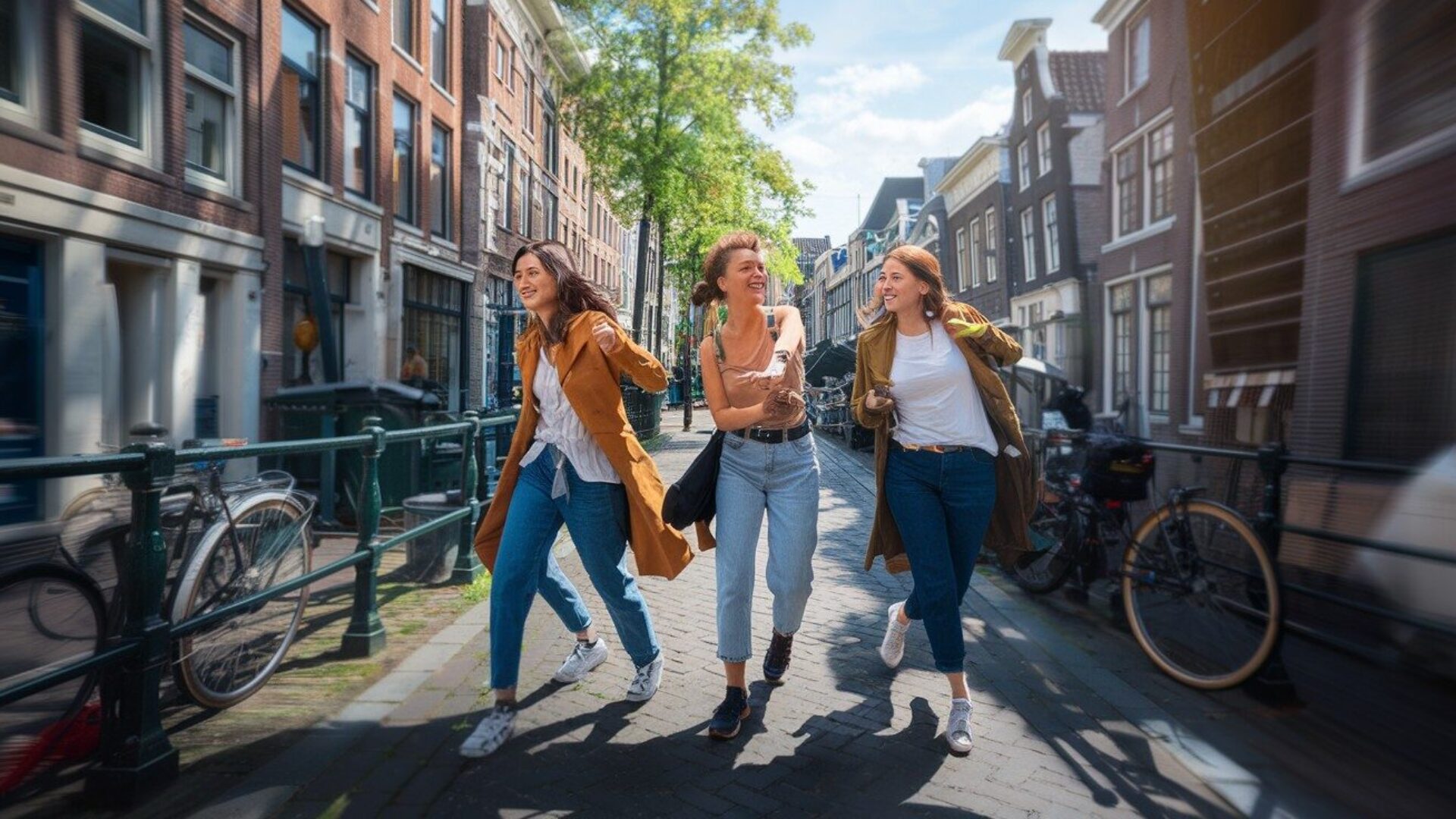 digital treasure hunt for tourists