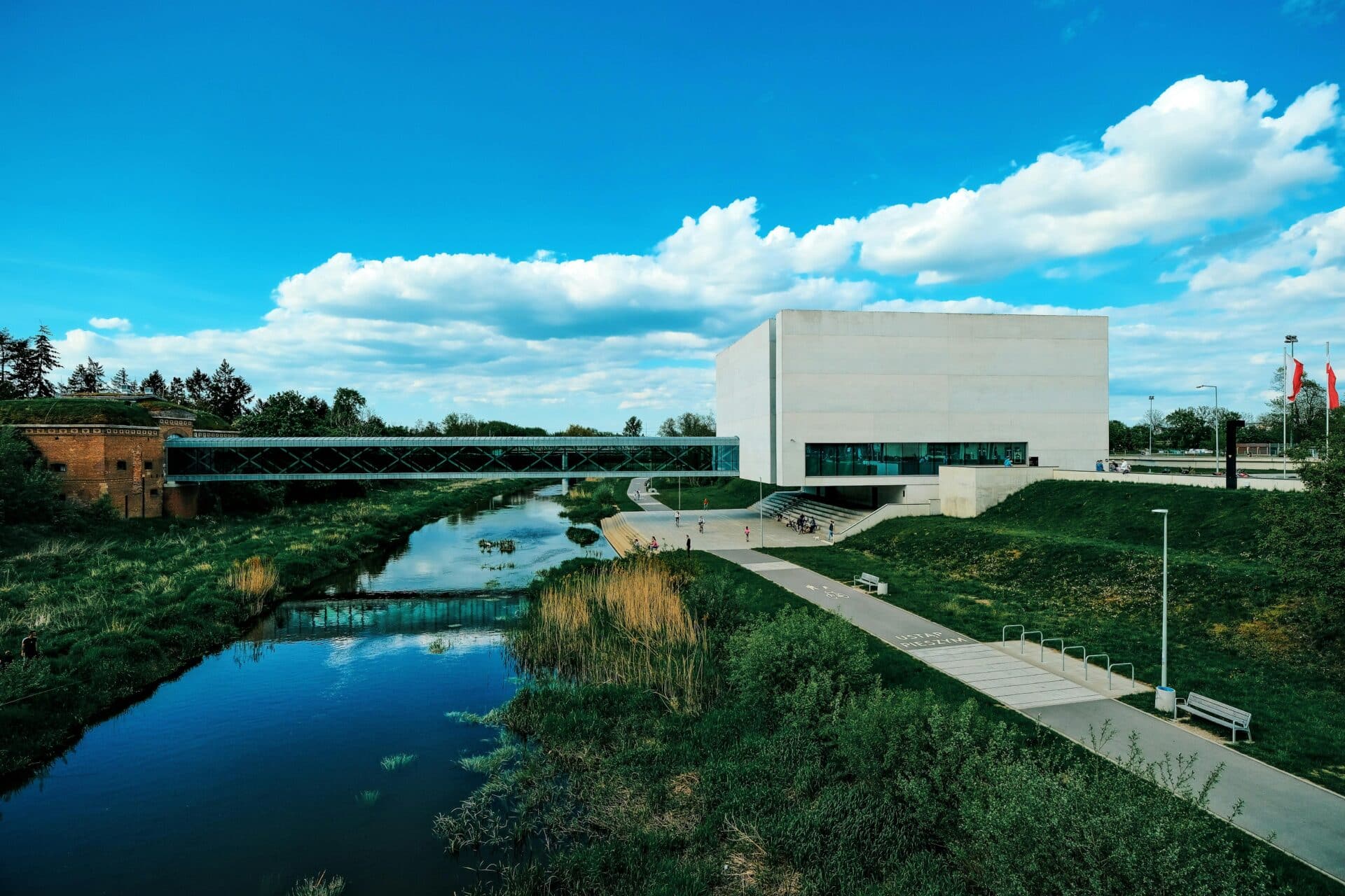 Brama Poznania and the Cybina River